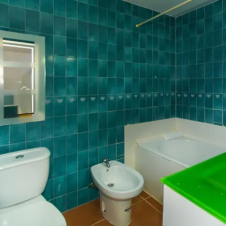 Welcs 241 Emp Con Terraza Al Canal Holiday home Empuriabrava