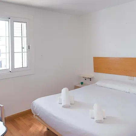 Holiday home Welcs 241 Emp Con Terraza Al Canal Empuriabrava